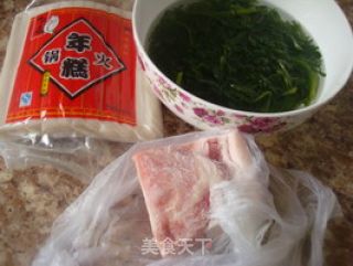 雪菜肉丝炒年糕的做法步骤：1