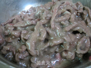 香菇炒牛肉的做法步骤：6