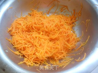 冬天里的温暖——羊肉胡萝卜水饺的做法步骤：5