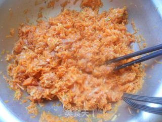 冬天里的温暖——羊肉胡萝卜水饺的做法步骤：6