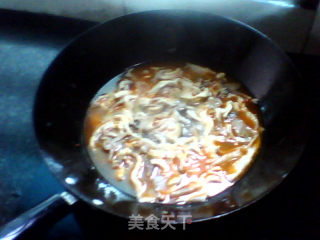 肉末蘑菇汤的做法步骤：3
