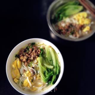 【龙岩永定】肉末鸡蛋青菜米粉的做法