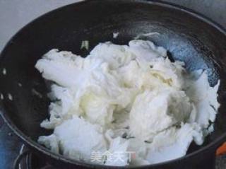 白菜炖粉条的做法步骤：3