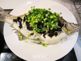 岭南榄角蒸鳊鱼的做法步骤：5