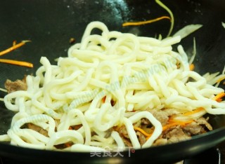 生炒三鲜乌冬的做法步骤：7