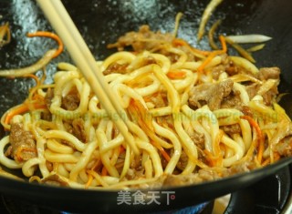 生炒三鲜乌冬的做法步骤：9