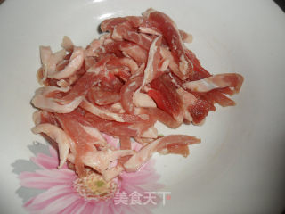 土豆炒肉丝的做法步骤：2