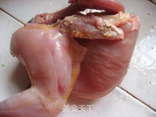 稚鸡木耳汤的做法步骤：1