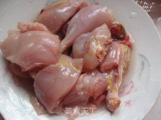 稚鸡木耳汤的做法步骤：2