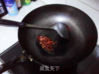 尖椒炒酸扁豆的做法步骤：3
