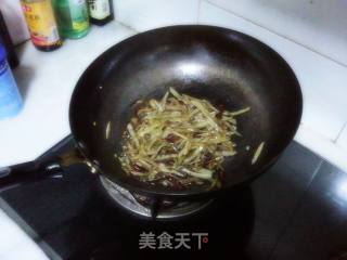 尖椒炒酸扁豆的做法步骤：5