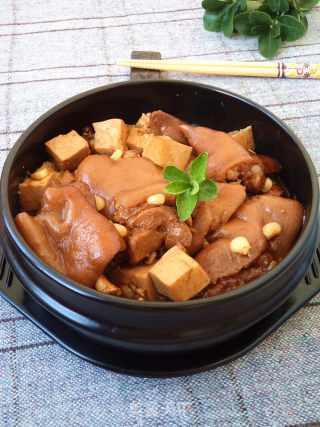 【天津】豆腐玉米烧猪蹄的做法