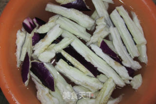 肉末蒸茄子的做法步骤：2