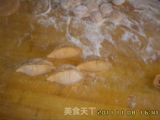 饺子的做法步骤：9