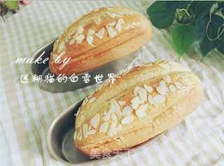 杏仁吐司，简单容易的松软面包的做法
