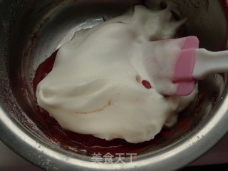 那一抹别样的红----红曲戚风的做法步骤：9