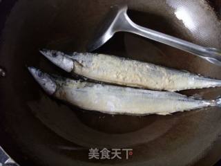 干煎秋刀鱼的做法步骤：7