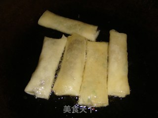 豆沙春卷的做法步骤：5