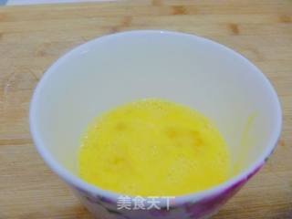 【减肥餐点】中西合并营养早餐----全麦番茄饼三文治的做法步骤：3