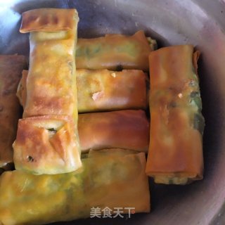 韭菜馅春卷的做法