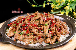 铁板孜然牛肉的做法