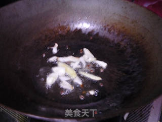 孜然面筋的做法步骤：4