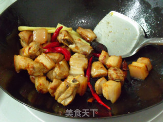 红烧肉的做法步骤：4