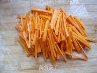 海带鸡腿卷的做法步骤：2
