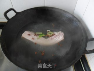 四川回锅肉的做法步骤：2