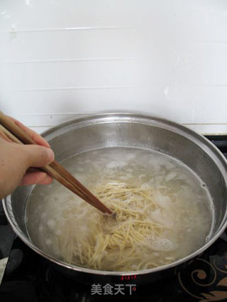 连妈妈都说好吃的----豆腐鸡丁面的做法步骤：17