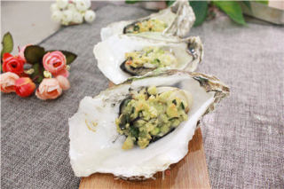烤生蚝，在家也能做美味宵夜的做法
