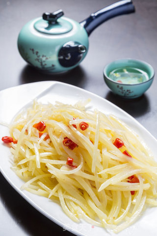 酸辣土豆丝的做法