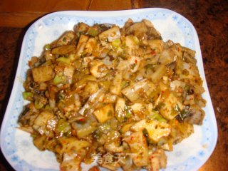 酸腌菜炒藕的做法步骤：7