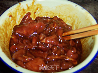 经典家常菜---葱香小炒肉的做法步骤：2