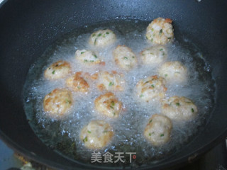 莲藕肉丸的做法步骤：6