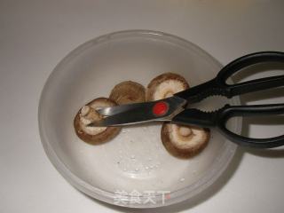 蚝油香菇的做法步骤：1