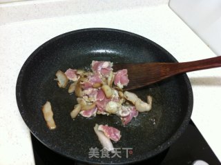 猪肉圆白菜炖粉条的做法步骤：2