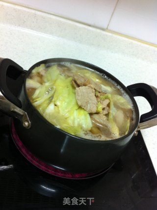 猪肉圆白菜炖粉条的做法步骤：5