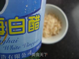 浓浓家乡味----------韭菜炒虾皮的做法步骤：2