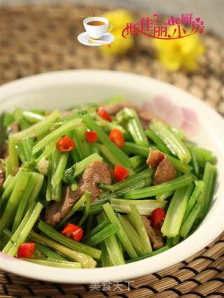 芹菜炒肉丝的做法