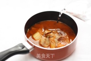 韩式泡菜豆腐汤的做法步骤：4