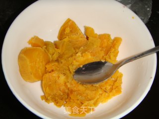 红薯豆沙饼的做法步骤：3