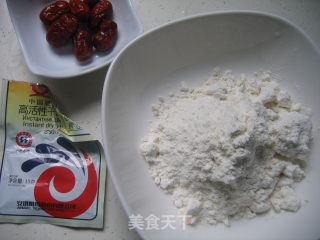 枣花馒头的做法步骤：1