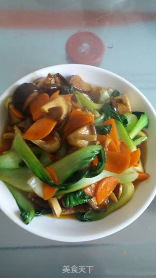 油菜炒香菇的做法