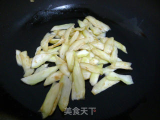 杏鲍菇烧二茄的做法步骤：8