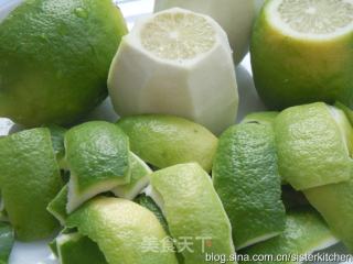 香柠蜜饯DIY---好吃不懒做的做法步骤：1
