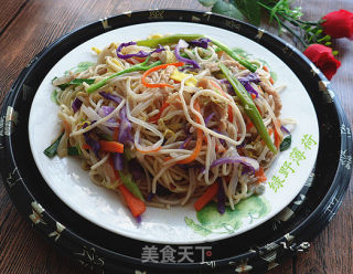 什锦蔬菜炒面的做法
