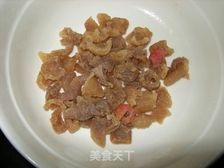 炸肉皮炖萝卜的做法步骤：1