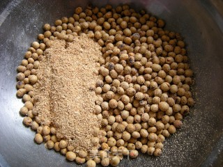 自制黄豆面（黄豆粉）的做法步骤：5