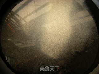 童年美食——挂霜花生的做法步骤：3